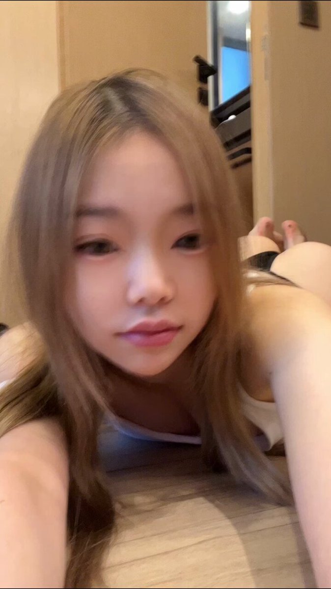 @Jennie8teens video Tweet