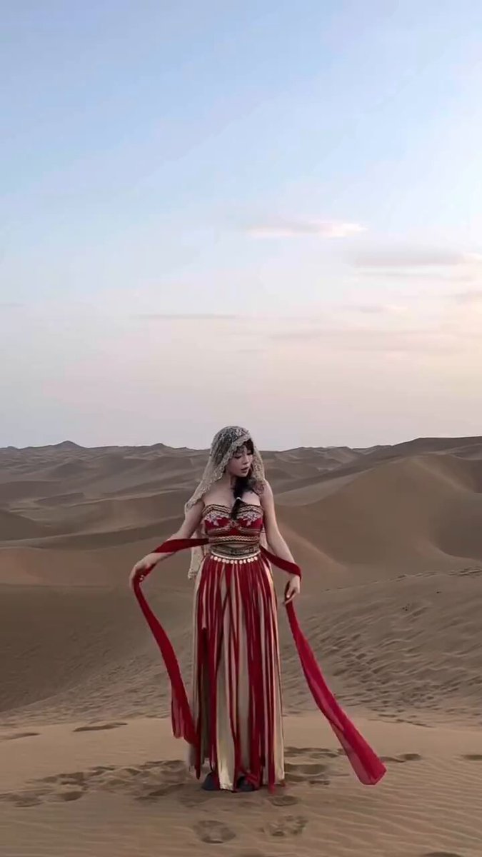 纵使结局不如意  相识已是上上签  世上何来常青树   心中不负便胜朝朝暮暮！ https://t.co/OgZ4fq5XMx