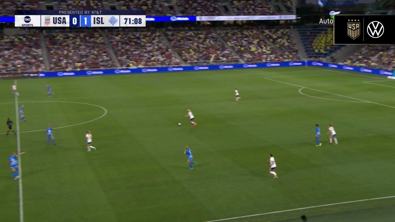 LYNN SLOTS IT IN!#USWNT x @VW