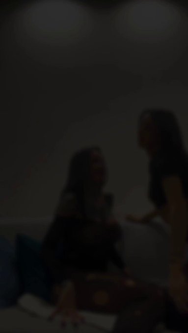 In how many minutes do you think you'll cum? 💦 ..come ..two sluts eager to suck a cock! Tonight HERE