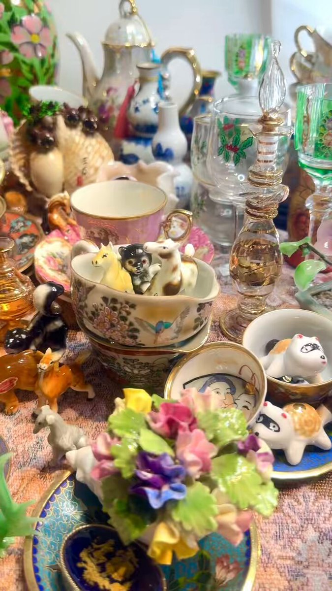 クラファン返礼品 ディスクロニア:CA マイア・ガネット キャンバスアート キャンバスプリント：S0号】DJ猫 | Yoshie Moriuchi
