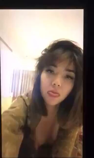 gisel sedang sange nih