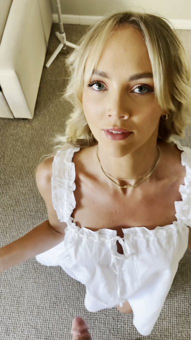 NEW APPLICANT VIDEO - BG SEXTAPE... being railed by a hot 21-year-old in multiple positions... 22 minutes