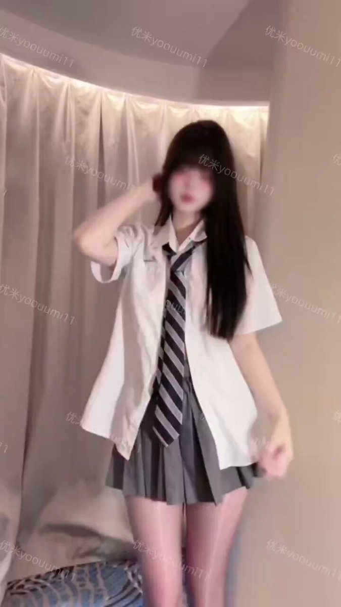 夜晚 少女 裙摆 舞动 无尽 遐想