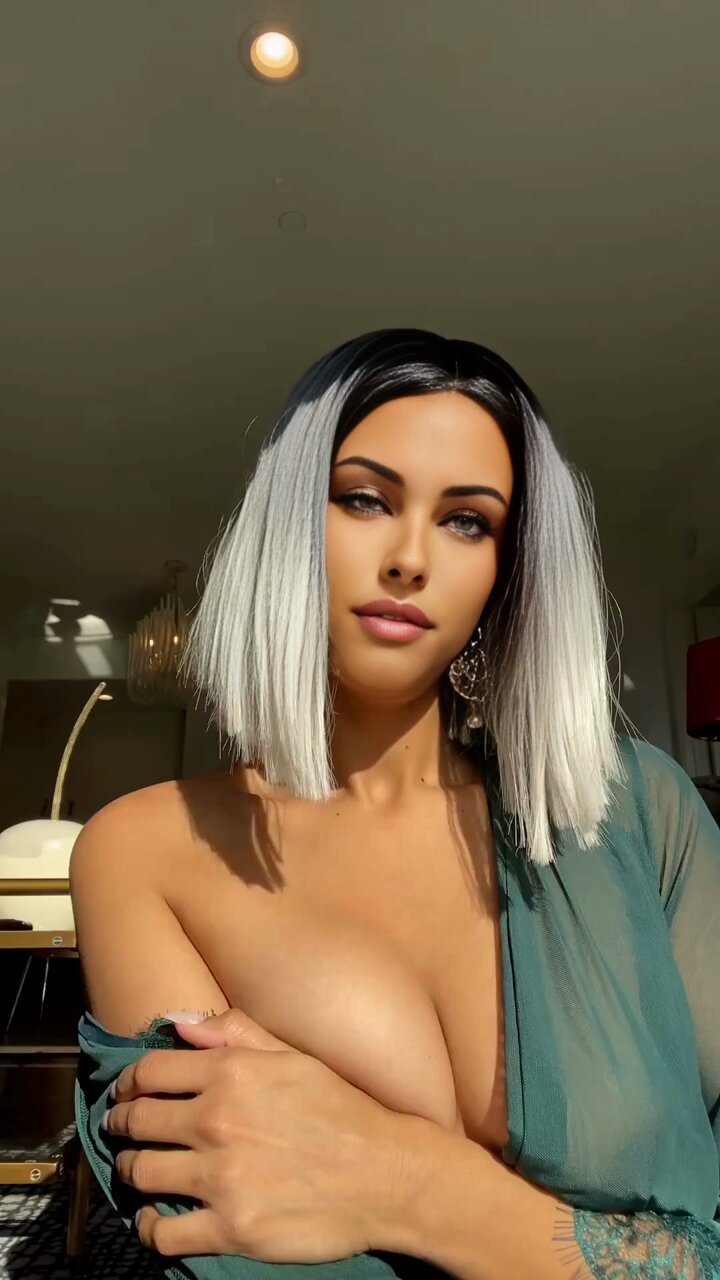 @naughtynina001s video Tweet