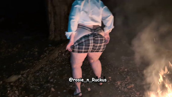 Happy Halloween Here&#039;s a quick teaser from our #Manyvids Freebie Watch slutty rosie bump and grind by<a href="/tag/manyvids"class="tags"><span>&#35;manyvids</span></a>