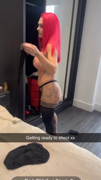 Still got space for paid shoots and Cuck sessions in London https://t.co/pOaADI2gdK