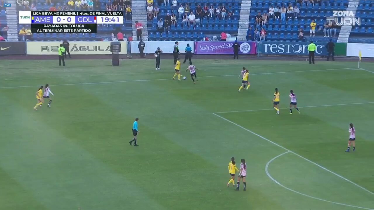 ¡Naaaaambreeee 🐶 golazo de Priscila! ¡Jugadón de @nicki202017!🔥🔥 ¡@AmericaFemenil abre el marcador en estos Cuartos de Final de Vuelta! 🦅✨#CaminoAlTítulo 🏆#SomosDesafiantes ⚡️