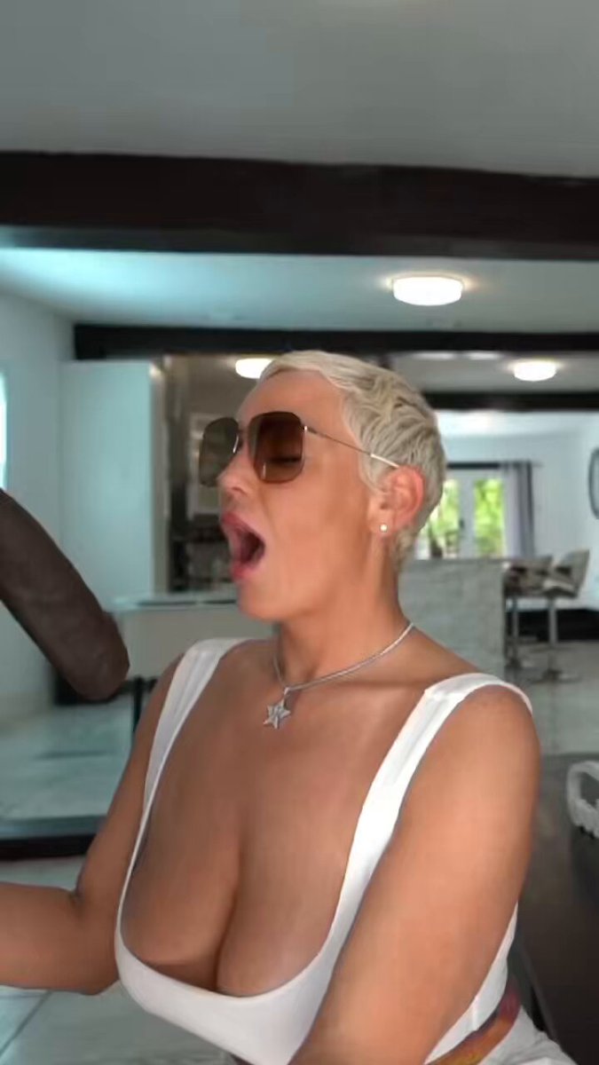 Blowjob and intense pleasure