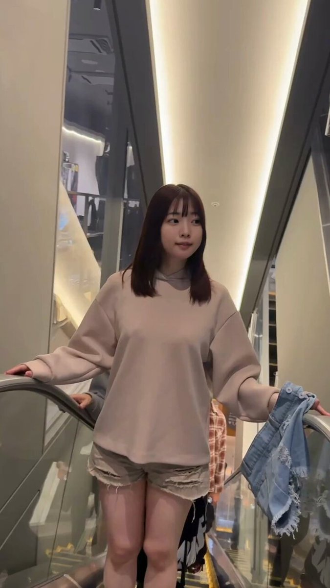 ねね（nene）さんのエロ画像、2024年11月23日14時09分00秒に投稿