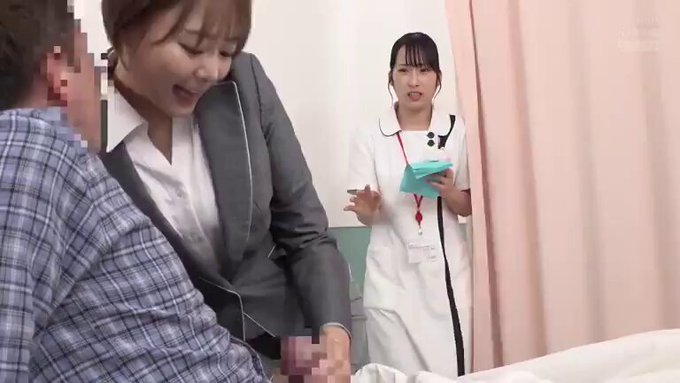 仕事中に唾液だらだらベロキスを見せつけられ注意できず発情した看護師は誘惑3Pを拒めない