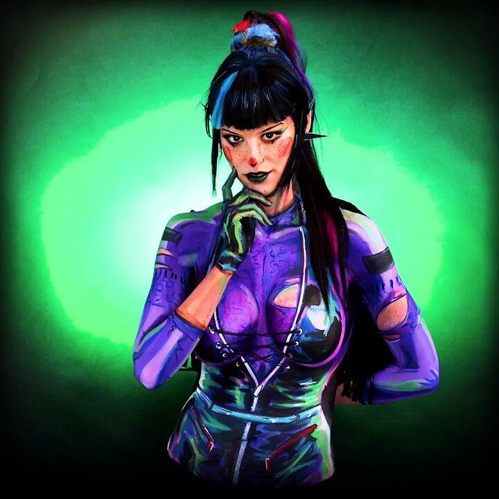 𝐐: What happened when the knife went for a drive?𝐀: It took a sharp turn(Here’s my Punchline from Batman #bodypaint I painted on myself) https://t.co/rrfuKp4jNS