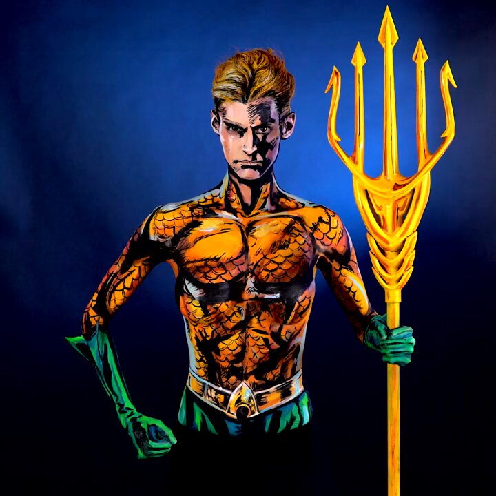 Two fish are in a tank. One turns to the other and says, “Okay, you man the guns. I’ll drive.”Here’s my Aquaman #bodypaint (I painted on myself) https://t.co/VJXRH8b436