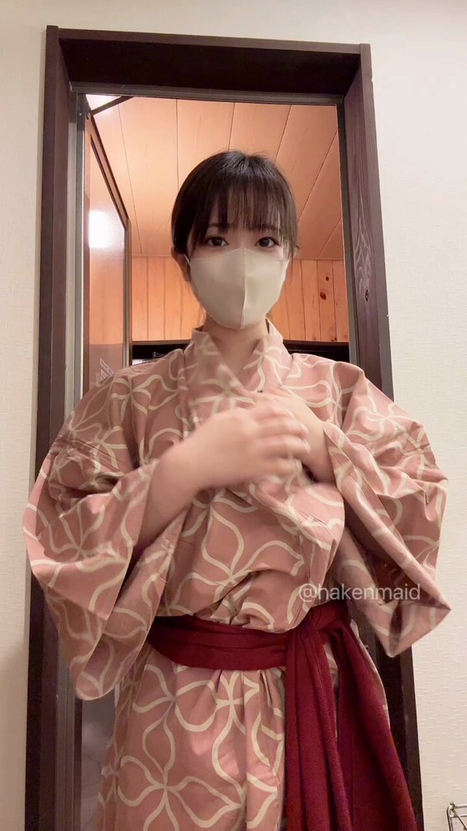 朝からムラムラしちゃう時はどうしたらいいかな🫧 https://t.co/NCWyjJomQb