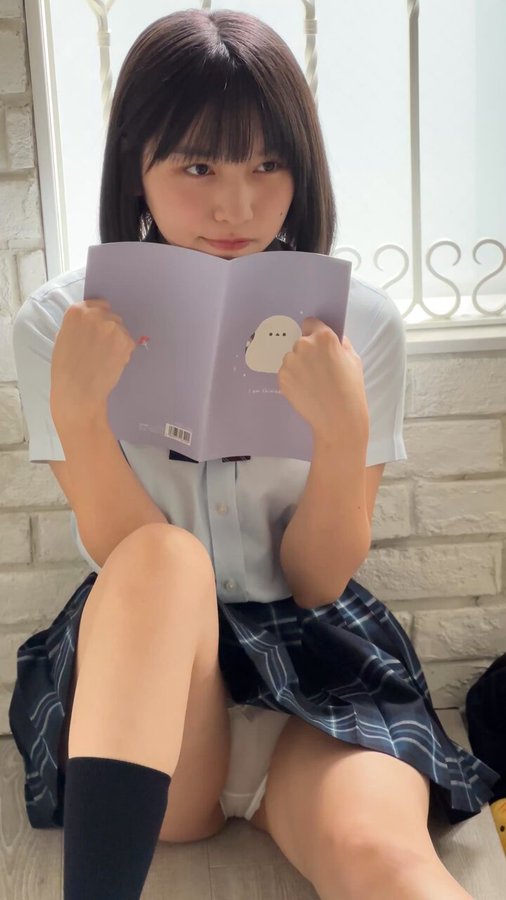 元気でた？｜早川真由（@mayu_033030）パンチラ動画まとめ