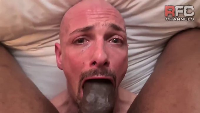 MUSCLE FUCK @massively_mode @AngelDiazXXL https://t.co/phczTmiOFb https://t.co/jHAk1Sf3k9