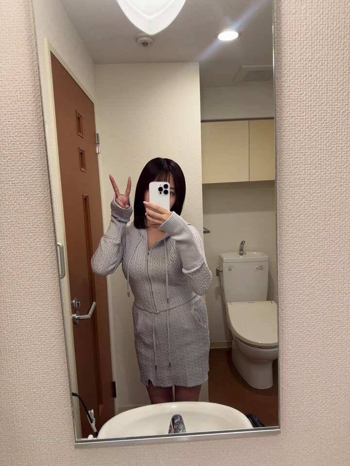 今日終わったら休みだ〜〜〜✨午前のお仕事お疲れ様です🫶あと半日頑張りましょう〜〜〜✌️ https://t.co/xTz30Zjiml