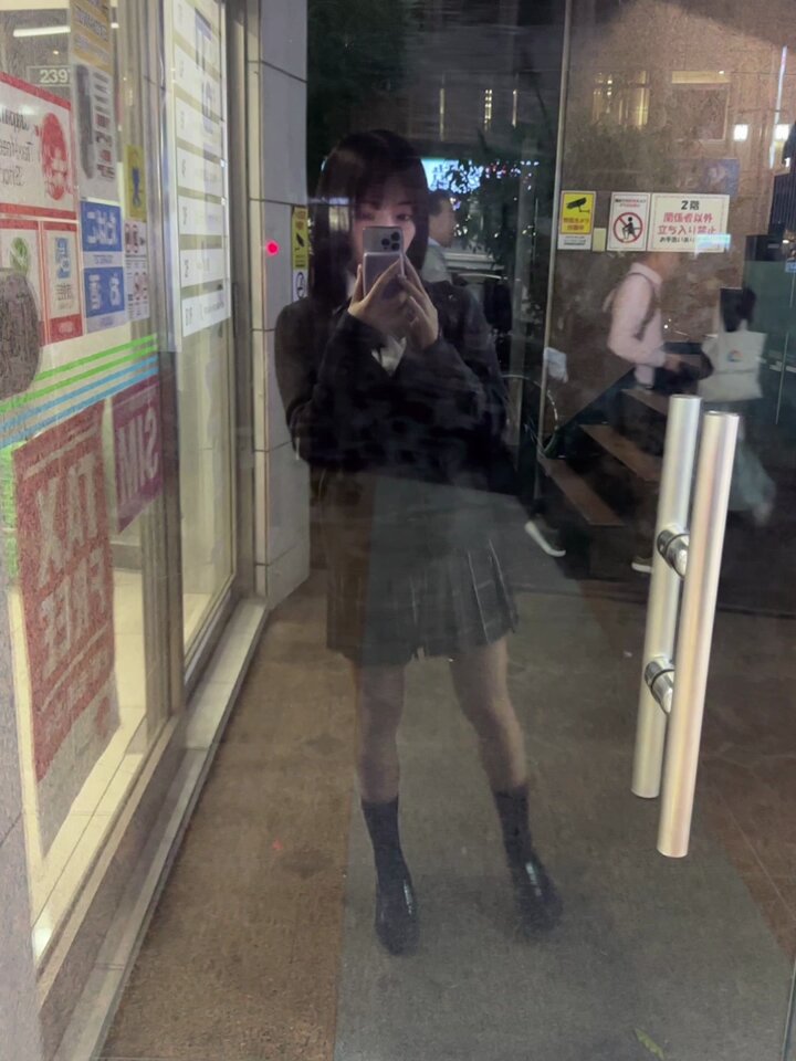 焼肉食べたすぎるぅぅ受験終わったら焼肉食べて散歩してくれる人探そうかな、！☺︎上手にお肉焼いてくれる人がいいです、🙋‍♂️笑 https://t.co/e4IPo75sEi