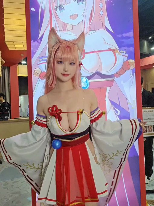 Twitterのコスプレ動画1