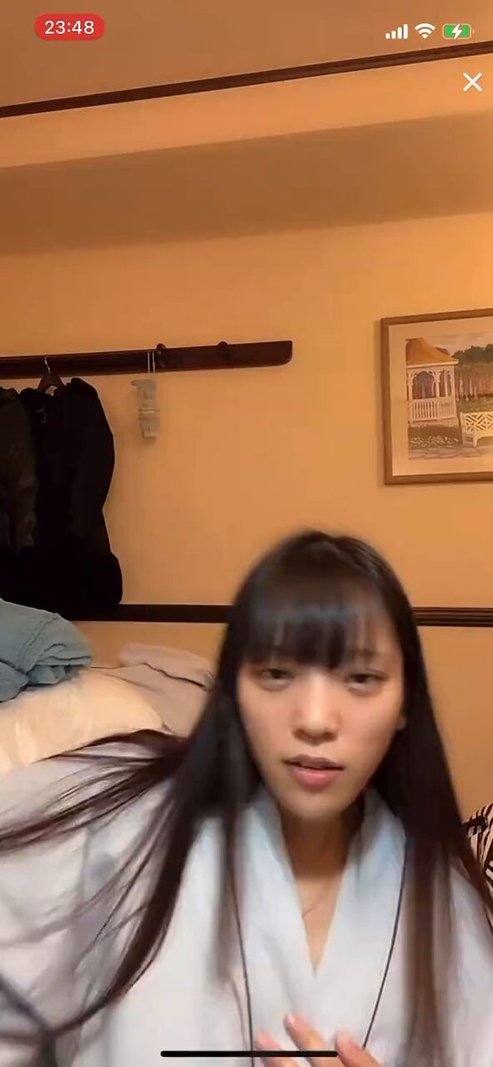 Video oleh @z_live_03