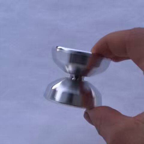 何も考えずにヨーヨーをしたい？ 軸舐めが怖くて開け閉めできない