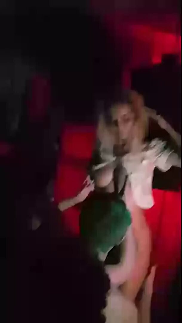 1867941882040668579