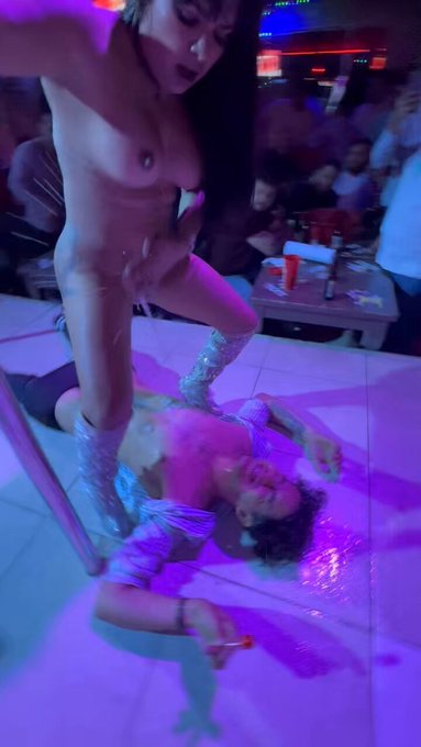 Hoy en que nochecita Mens club en #Puebla show xxx https://t.co/AGwtYhMYL9