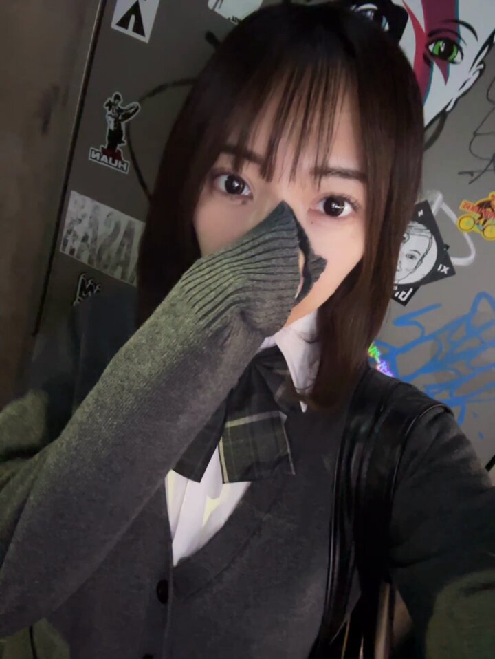 学校に勝負下着つけて投稿する受験生どう思いますか？ https://t.co/DnV6Y5jOt7