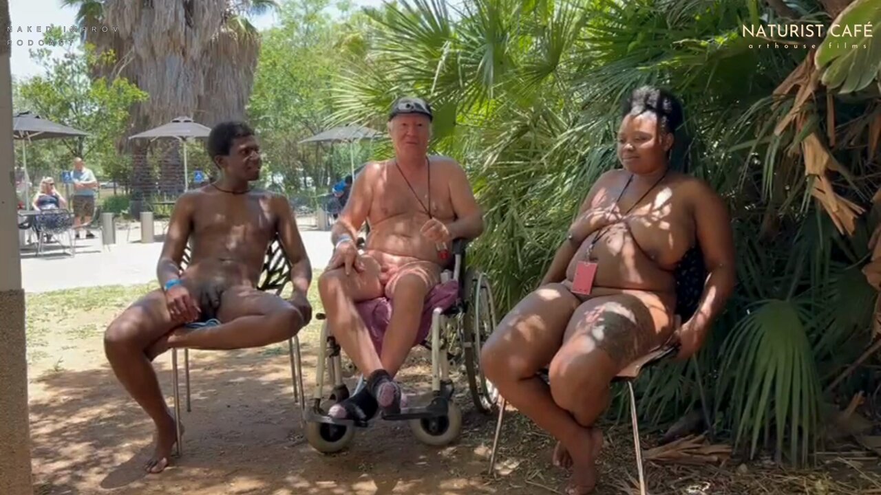 naked improv naturist  / X