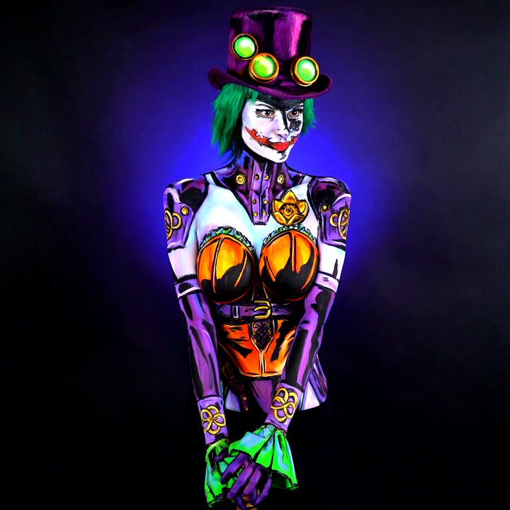 Always keep looking for ways to reinvent yourself!(Here’s my Duela Dent #bodypaint I painted on myself) https://t.co/PqQoZkxefy