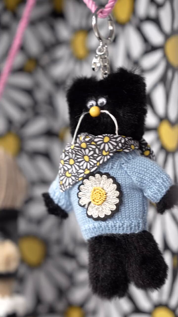 GD Peaceminusone x Monamhee Daihee Syhee Plush Keyring