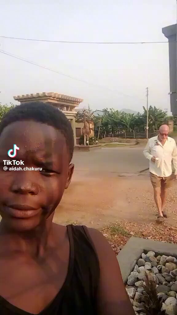 He came to her country and asked her what you're doing here?😭😭 