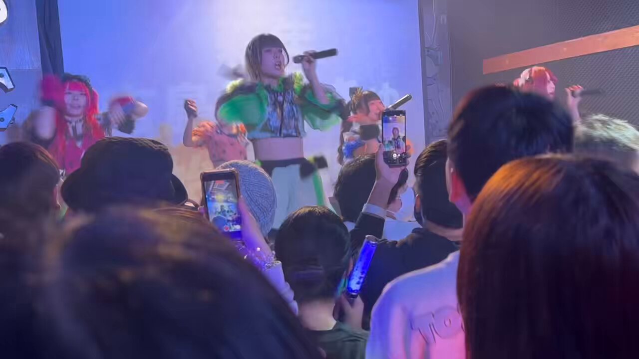 zaoweixingzi様❤️おまとめ専用ページです。12/27まで♡ 新年広島やばきゅ始めライブ – търсене / X