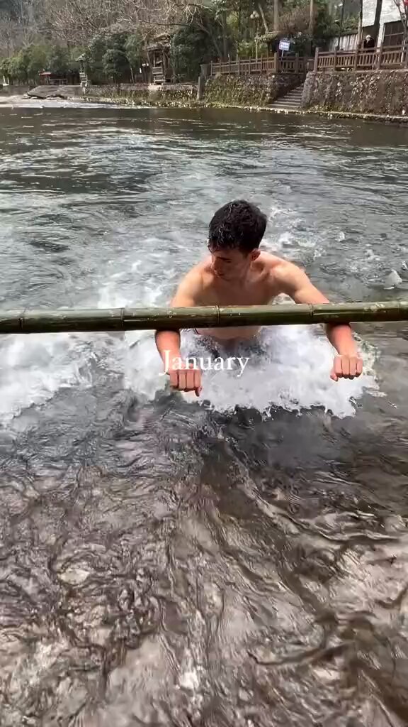 I don't know what bro is training for, but he's ready 