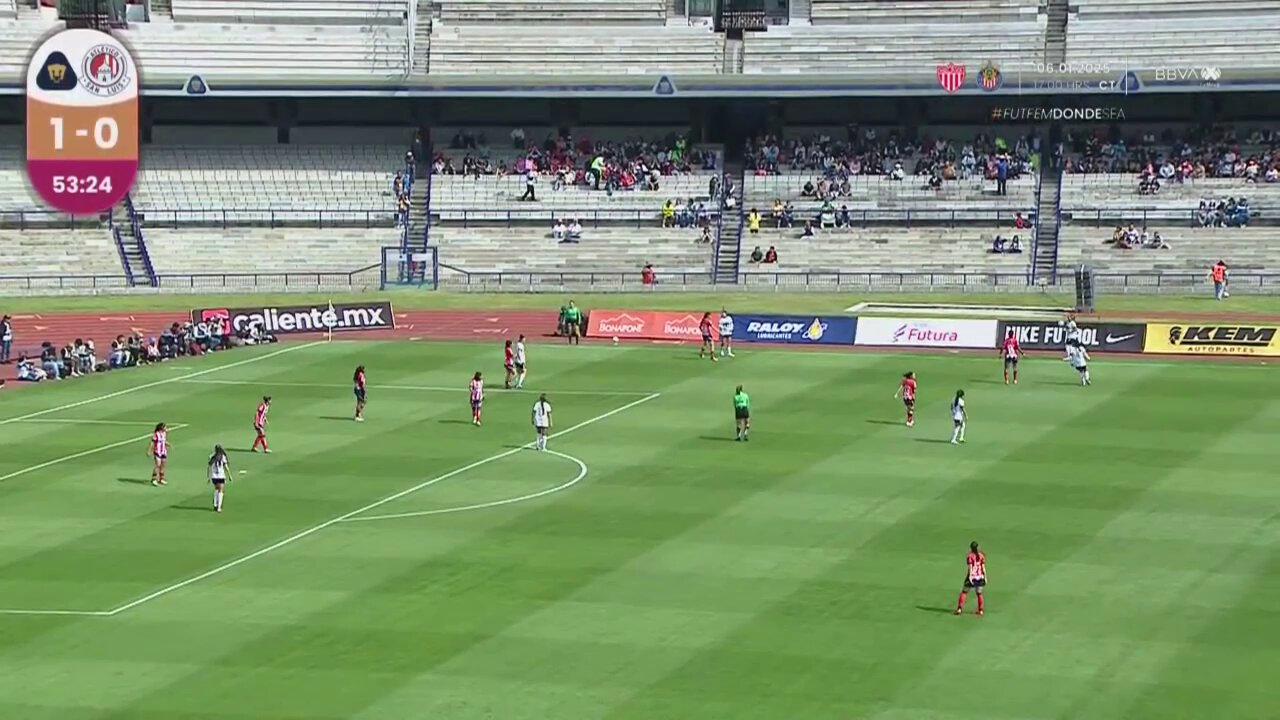 Con esta jugada Stephanie Ribeiro anotó el segundo para @PumasMXFemenil. 🔝Lo que juegaaaas, Stephanie. 🤯📱Sigue el partido el vivo:  #FutFemDondeSea