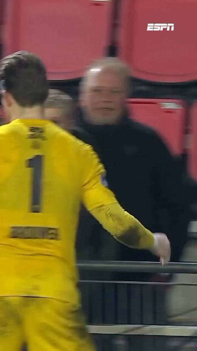 Goalkeeper randomly gifts little boy with his gloves 