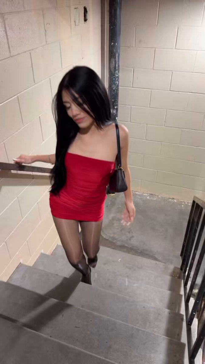 @nylonlatina2s video Tweet
