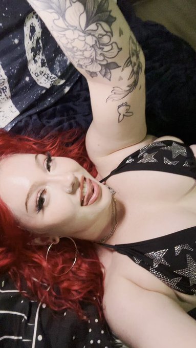 you can always find me by clicking the link on my bio and let's have fun all night ? https://t.co/Gp