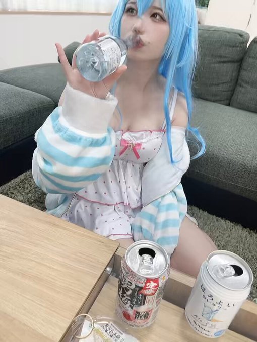 コスプレイヤーしろいのTwitter動画6