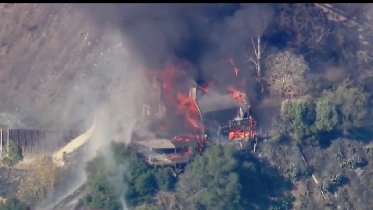 KSTV Uganda on X: "NEWS: The wildfires have REACHED Brentwood where Kamala  Harris, Lebron James, Arnold Schwarzenegger and many other famous  celebrities live. #KSTVUpdates #KSTVNews https://t.co/skwdXgO5z1" / X