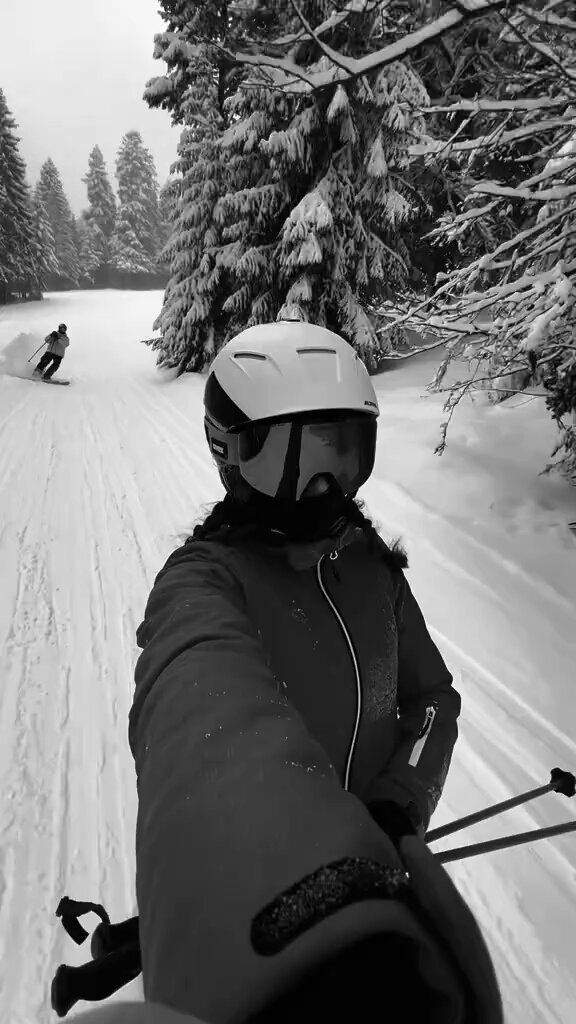 Now why was that hot ? ❄️⛷️ 