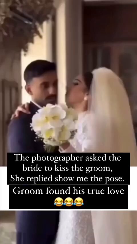 When she kiss him 🗿
When he came to kiss 🤤 