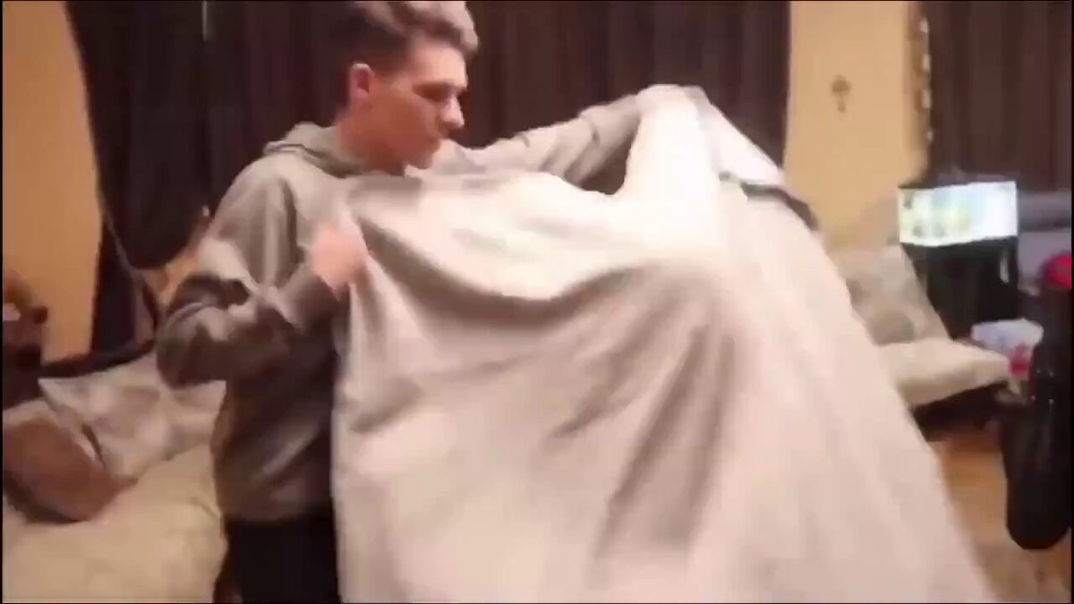 This prank never gets old 