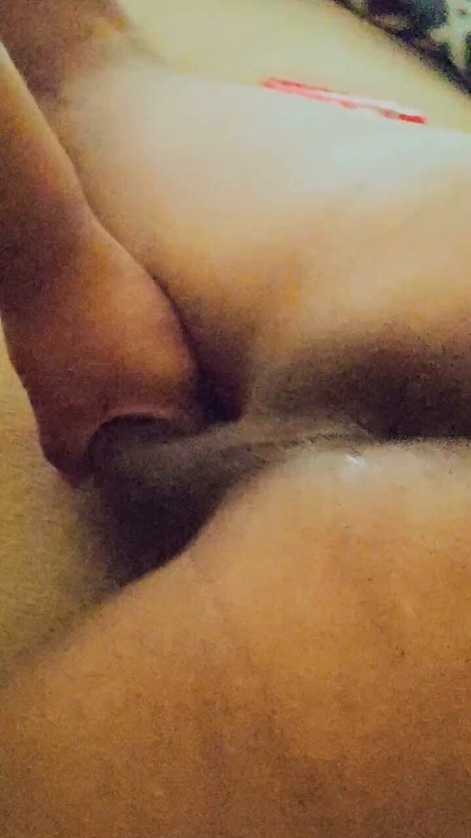 ? RT if you love a good tongue fuck ? ? DM to Collab ? 20250121020214