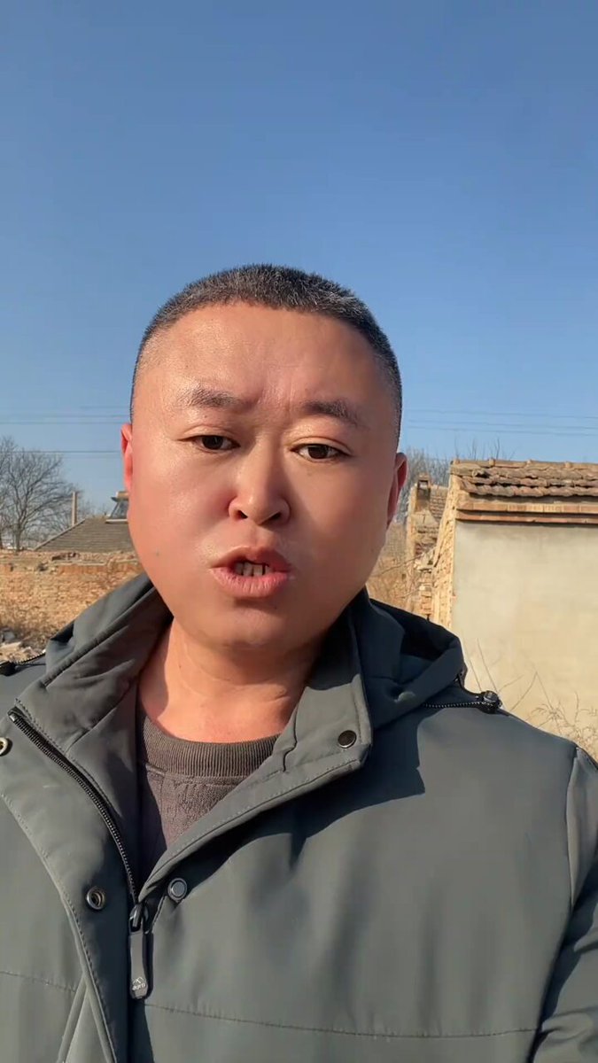 1月22日，河北张家口，一名退伍老兵称，政府每年除了发慰问信其他什么都没发过，不过我给自己买了一桶油，就当是政府发的“谢谢祖国没有忘记我们” 