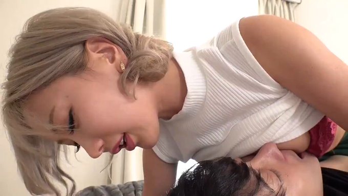 AIKA 甥っ子の若いデカちんぽを味わう美人ギャル。