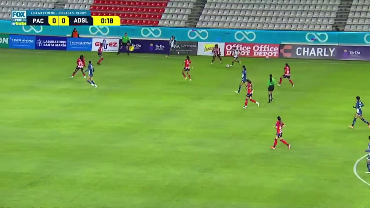 ⚡️ELLAAAAAAA 🤩29 segundos le tomó marcar gol con @TuzosFemenil, en el inicio del partido. 😱#SomosDesafiantes⚡️