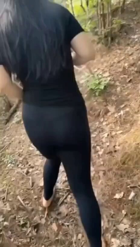 jalan jalan ke hutan malah di suruh nungging part 1