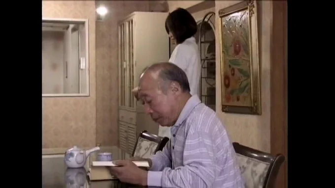 介護職の女。 とある訪問先。 介護者の父から、現金を渡されこう囁かれた。 「いつものようにやってくれ…。」