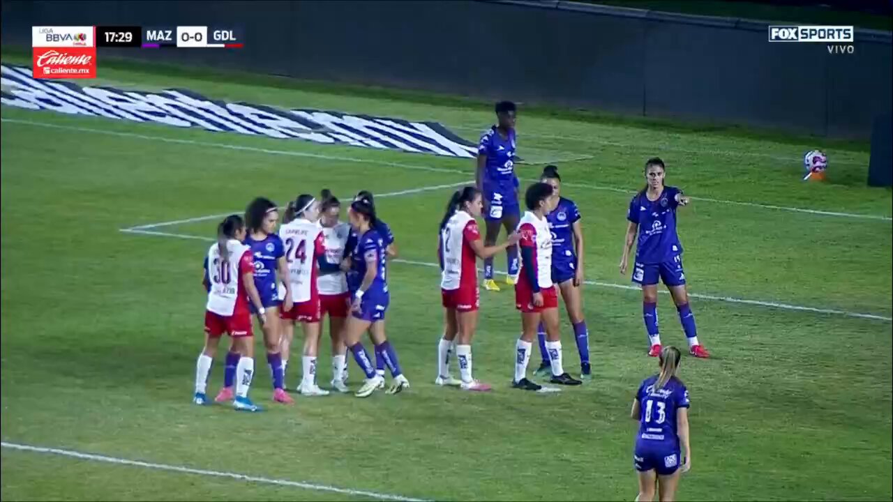 LICHAAAAAAAAA 🐐💥 Qué remate para mandar a puerta el esférico. 🤯#SomosDesafiantes⚡️
